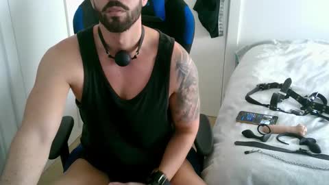 DominatedTitan online show from November 29, 10:28 am