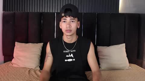 Snapshot of dominic_ghost chatting on September 30, 9:51 pm Dominic online show from September 30, 9:51 pm