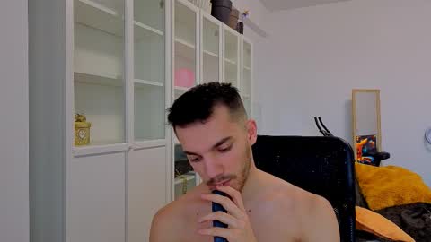 dominicvalente online show from February 6, 12:35 pm