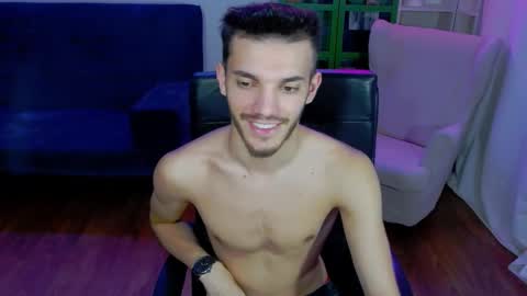 dominicvalente online show from October 29, 7:06 pm