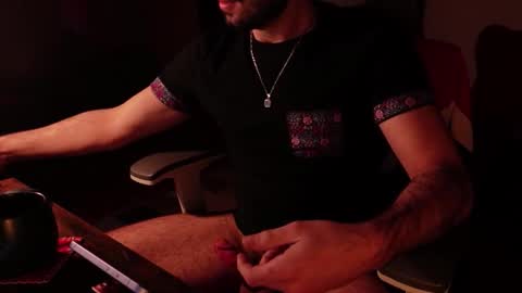 domtop_eric online show from February 7, 2:19 am