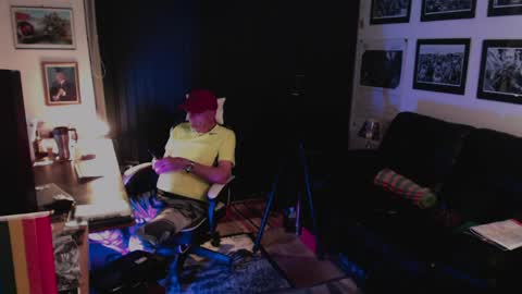 dopeleaf2 online show from May 9, 9:05 pm