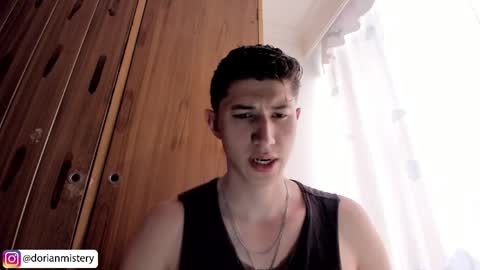 dorian_mystery online show from April 9, 3:51 pm