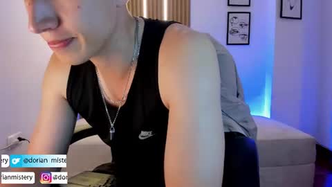 dorian_mystery online show from July 28, 10:09 pm
