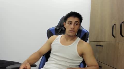 dorman_boy online show from November 2, 6:06 am