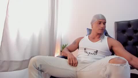 Isabella and Alessandro online show from July 28, 2:24 pm