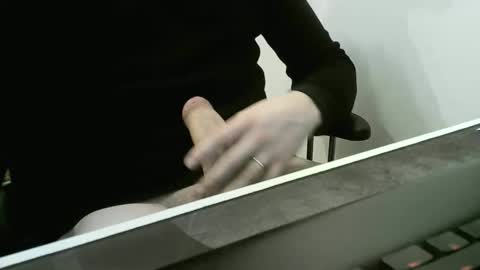 doudoudou online show from March 13, 8:37 pm