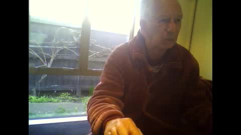 dougbean online show from May 5, 9:59 pm