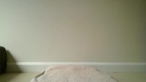 Snapshot of dowell89 chatting on September 19, 12:35 am dowell89 online show from September 19, 12:35 am