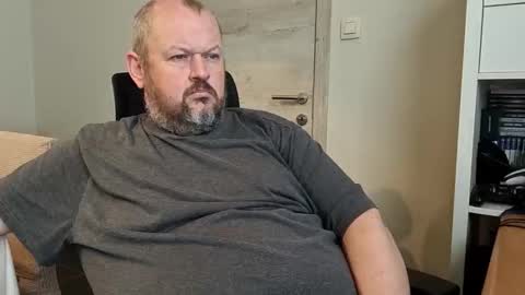 Danny online show from November 3, 8:51 am