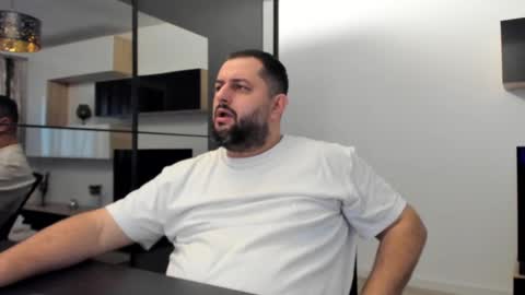 Draven A online show from February 15, 6:33 am