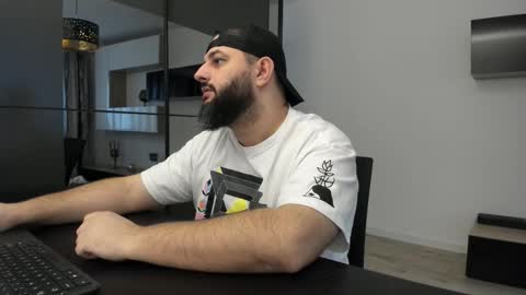 DravenPeak online show from November 30, 12:18 pm