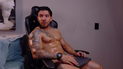 cris online show from July 23, 9:01 pm