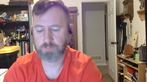 luvslutz online show from May 30, 3:50 am