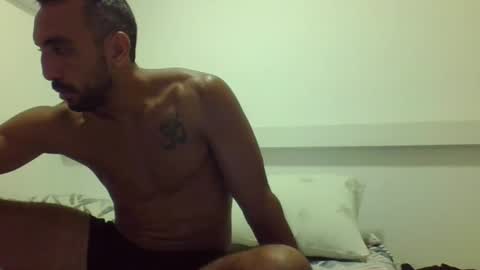 Snapshot of dropbr chatting on February 27, 3:25 am dropbr online show from February 27, 3:25 am