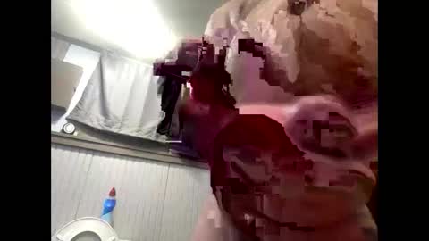 droppingloads82 online show from February 13, 5:16 am