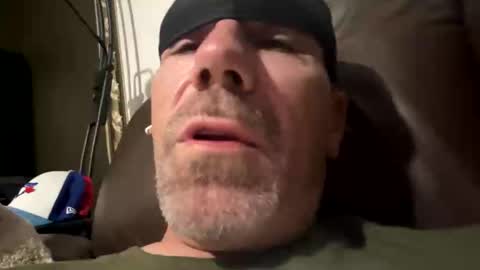 Snapshot of dryjerkoff chatting on September 24, 2:55 am dryjerkoff online show from September 24, 2:55 am