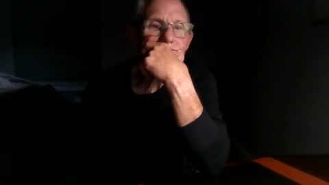 Snapshot of dubl55nikl chatting on December 9, 7:50 am DublNikl online show from December 9, 7:50 am