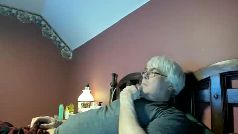 Doug online show from February 6, 3:36 am