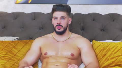 Dustin online show from February 24, 5:30 am