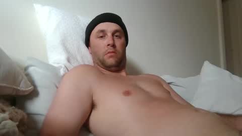 dustyroy09 online show from September 16, 6:03 am