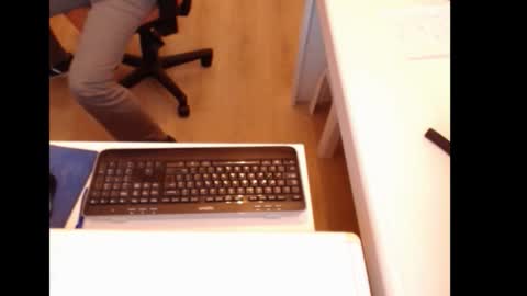 dutchpornking2 online show from November 29, 9:00 am