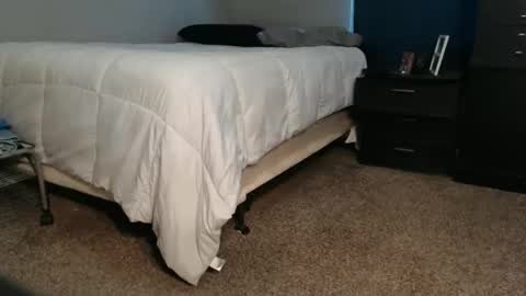 dwhitey4u online show from February 19, 6:37 pm