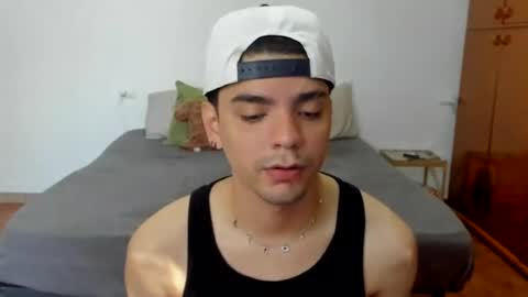 D Y L A N online show from August 7, 2:23 pm