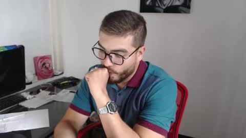 dylanhot10 online show from February 4, 10:38 pm
