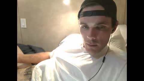 dylp400 online show from February 28, 10:39 pm