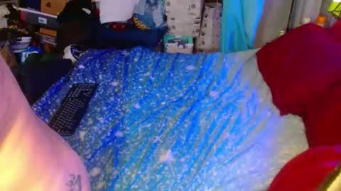 eastbayboy57 online show from September 26, 7:17 am