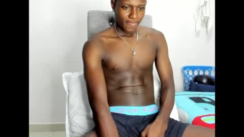 ebony181 online show from June 2, 1:39 am