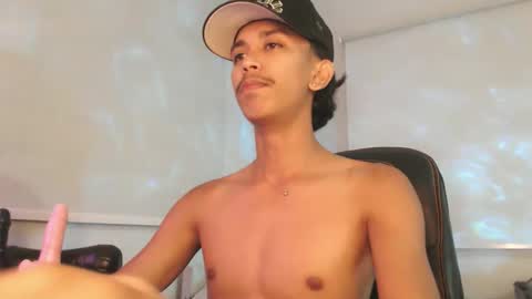 ebony_fuckboy online show from November 23, 4:51 pm