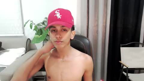 ebony_fuckboy online show from June 7, 6:26 pm