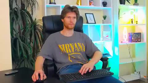 eddie_baker online show from July 28, 3:58 am