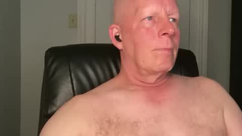 Snapshot of eddygl1968 chatting on October 15, 2:30 am Eddy online show from October 15, 2:30 am