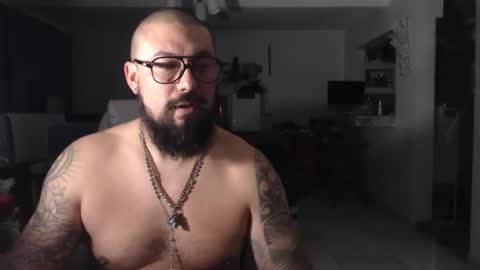 edgarram83 online show from December 10, 6:33 am