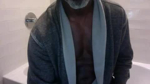 Dad online show from May 25, 11:05 am