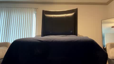 edward2736 online show from December 28, 2:44 pm