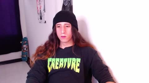 edward_chann online show from January 22, 10:17 pm