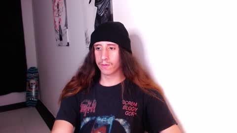 edward_chann online show from December 7, 5:04 am