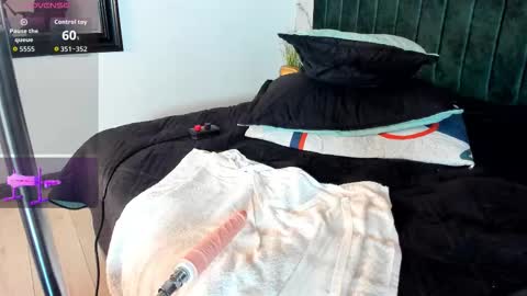 Eduardo online show from November 29, 5:09 am