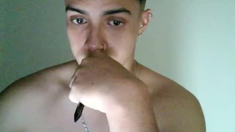 edwisalvatore online show from December 7, 11:12 pm