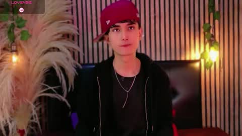 Aidan Collins online show from July 25, 1:19 pm
