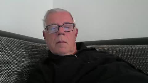 eisbaer1957 online show from July 19, 7:03 am