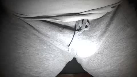 Snapshot of elbarto0o chatting on March 2, 8:14 pm elbarto0o online show from March 2, 8:14 pm