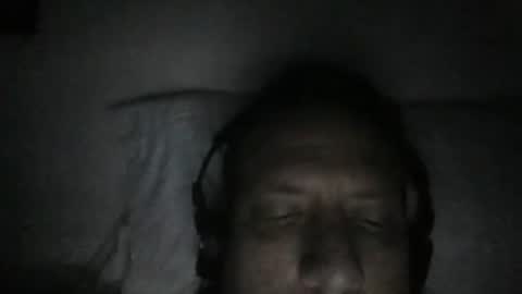 elcamello6 online show from December 4, 8:45 am