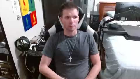 Walker online show from May 22, 8:08 am