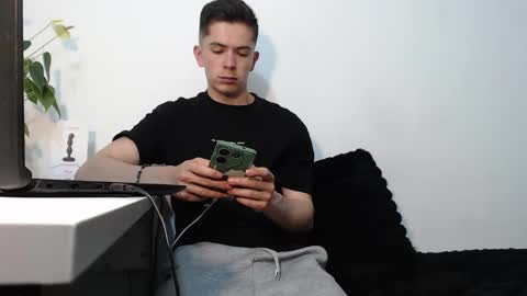 Elian online show from March 14, 11:01 pm