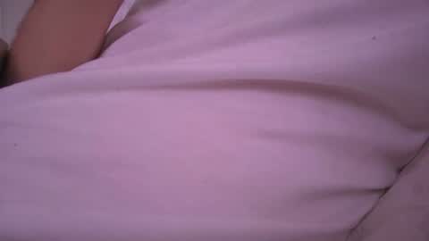 eliexavier123456789 online show from December 31, 7:18 pm